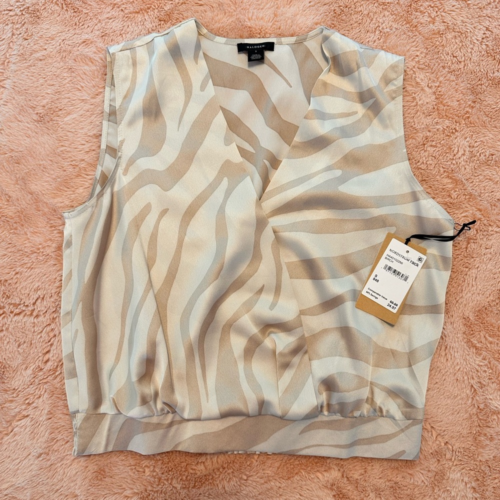 Halogen Beige Zebra Print Sleeveless Blouse